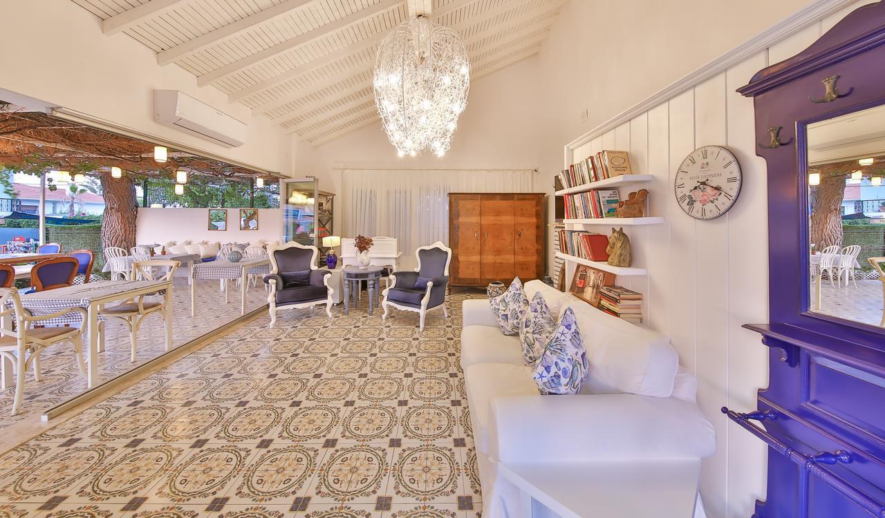 Palas Ilica Çeşme エクステリア 写真